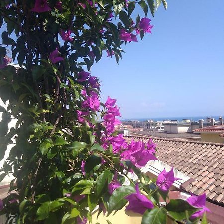 Fronte Al Porto Apartment Salerno Ngoại thất bức ảnh