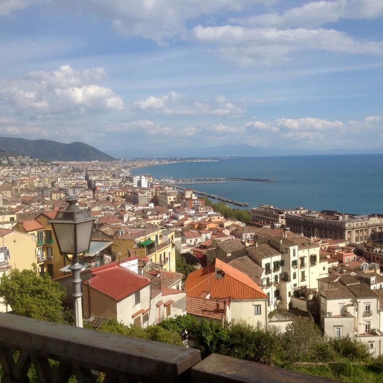 Fronte Al Porto Apartment Salerno Ngoại thất bức ảnh
