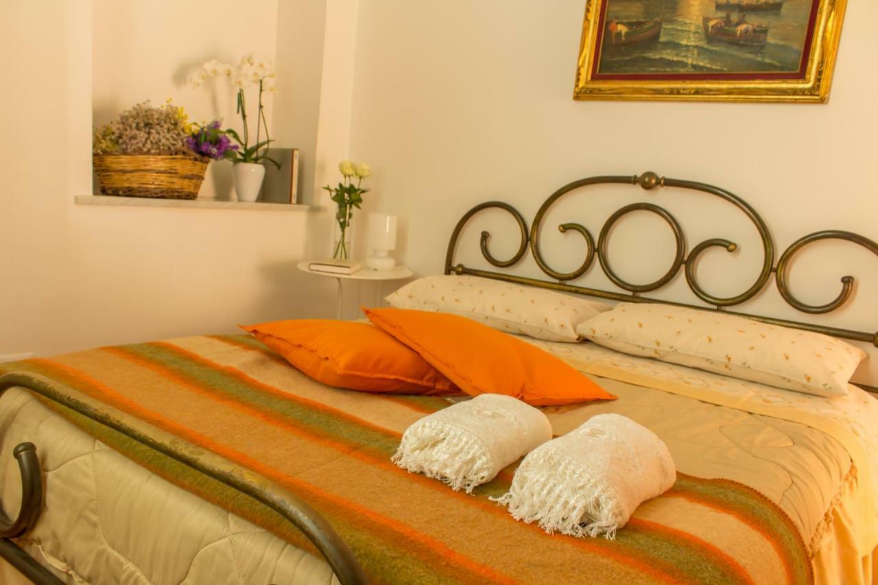 Fronte Al Porto Apartment Salerno Ngoại thất bức ảnh