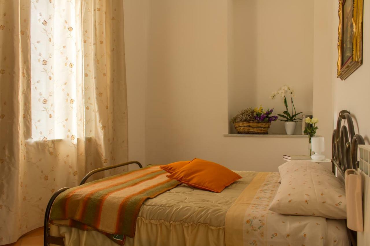 Fronte Al Porto Apartment Salerno Ngoại thất bức ảnh