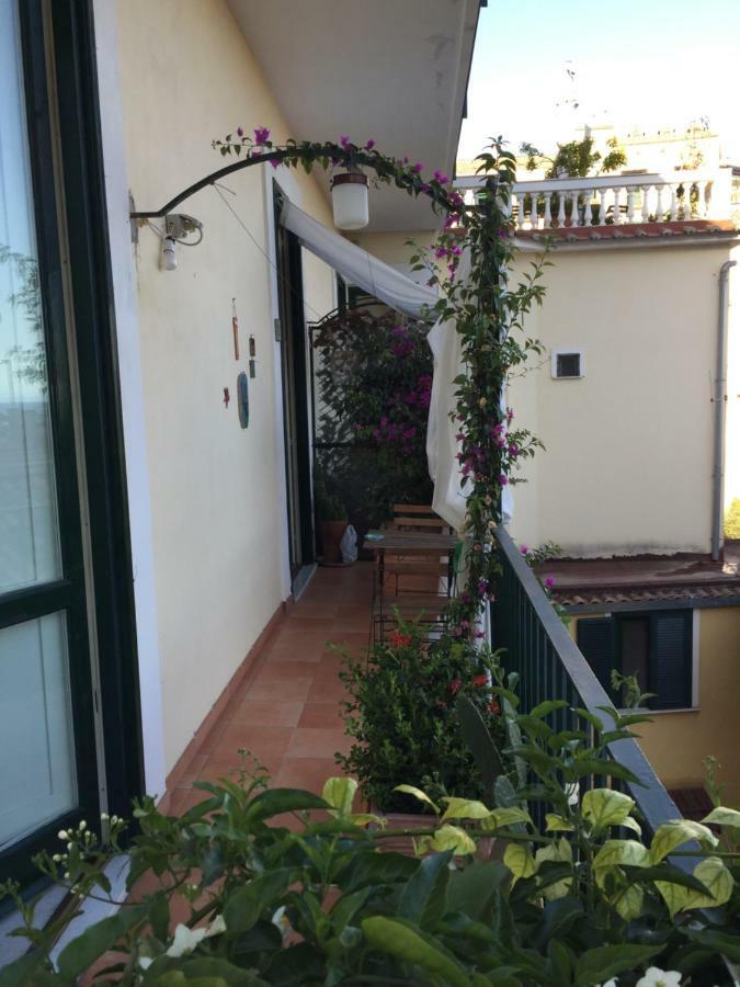 Fronte Al Porto Apartment Salerno Ngoại thất bức ảnh