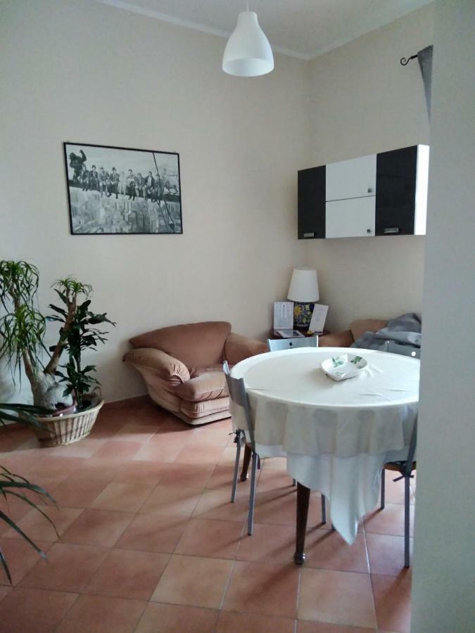 Fronte Al Porto Apartment Salerno Ngoại thất bức ảnh