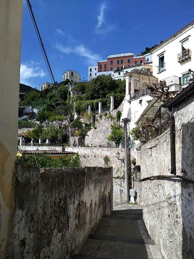 Fronte Al Porto Apartment Salerno Ngoại thất bức ảnh