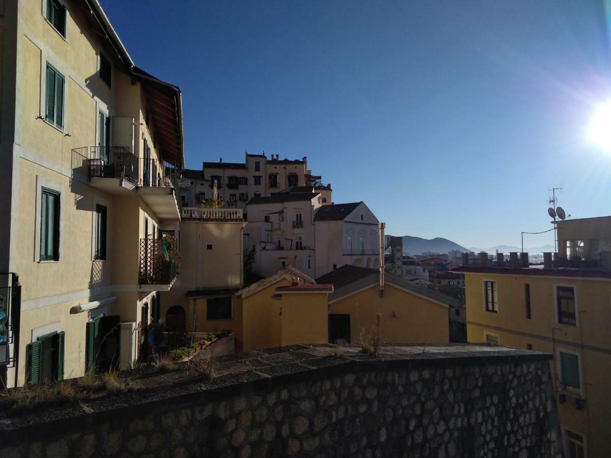 Fronte Al Porto Apartment Salerno Ngoại thất bức ảnh